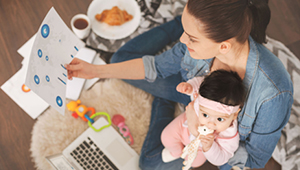 Mẹ cần chuẩn bị gì để đi làm trở lại sau khi sinh?